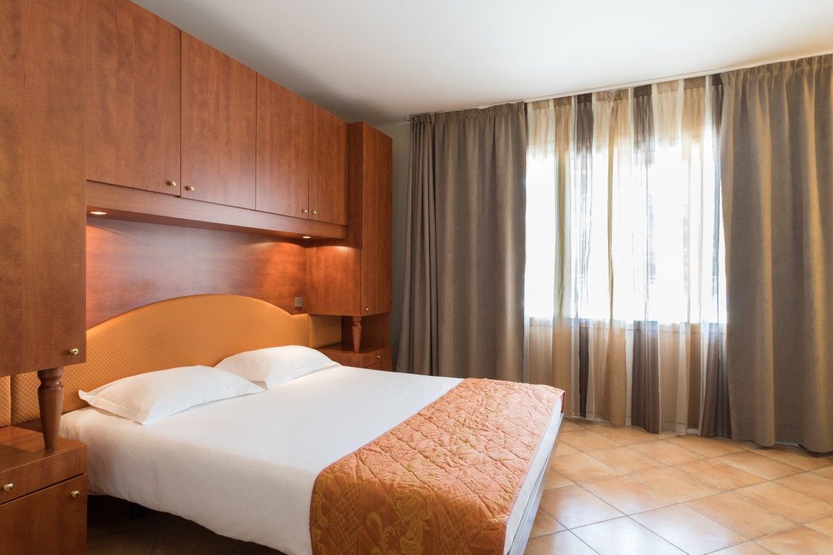 Thalassa Hotel, Saint Florent - CORSICA - Travered: Hotel ...